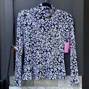 Riley & Rae Black and White Animal Print Long Sleeve Top